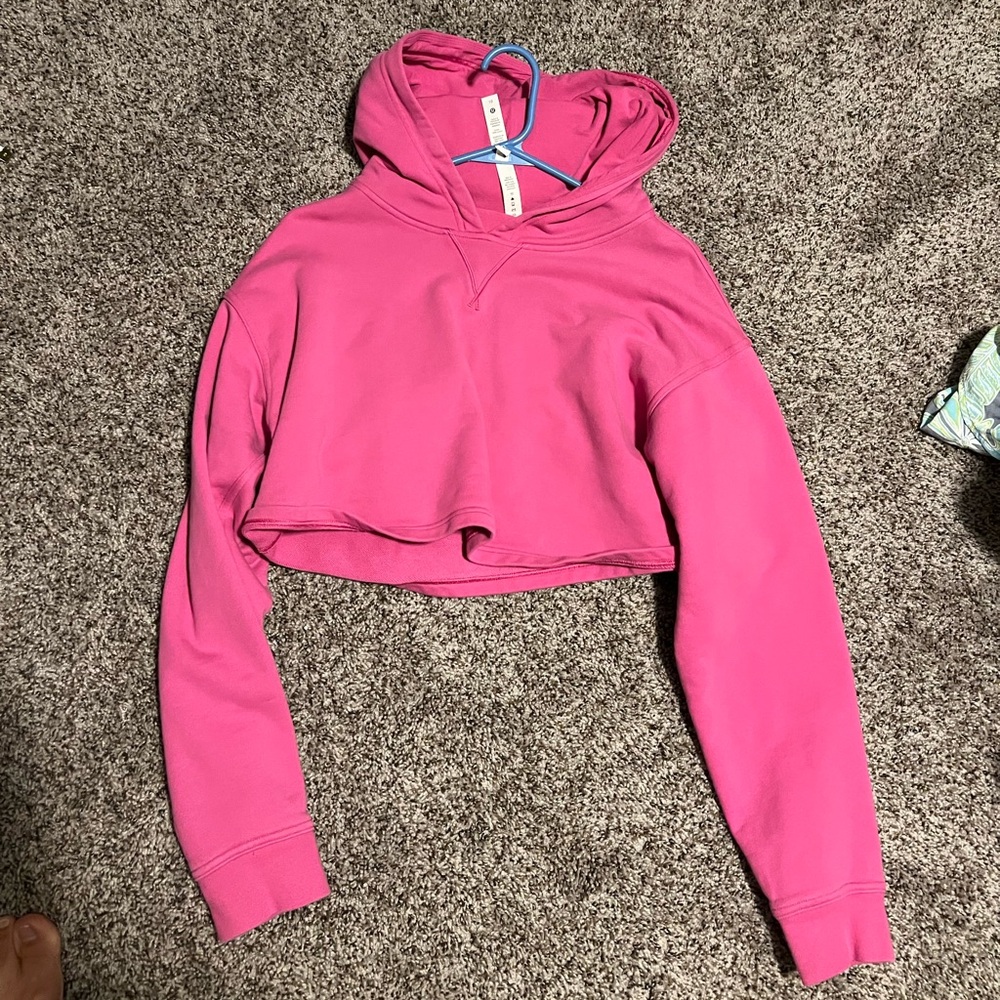 lululemon athletica Cropped Hoodie in Bright Pink